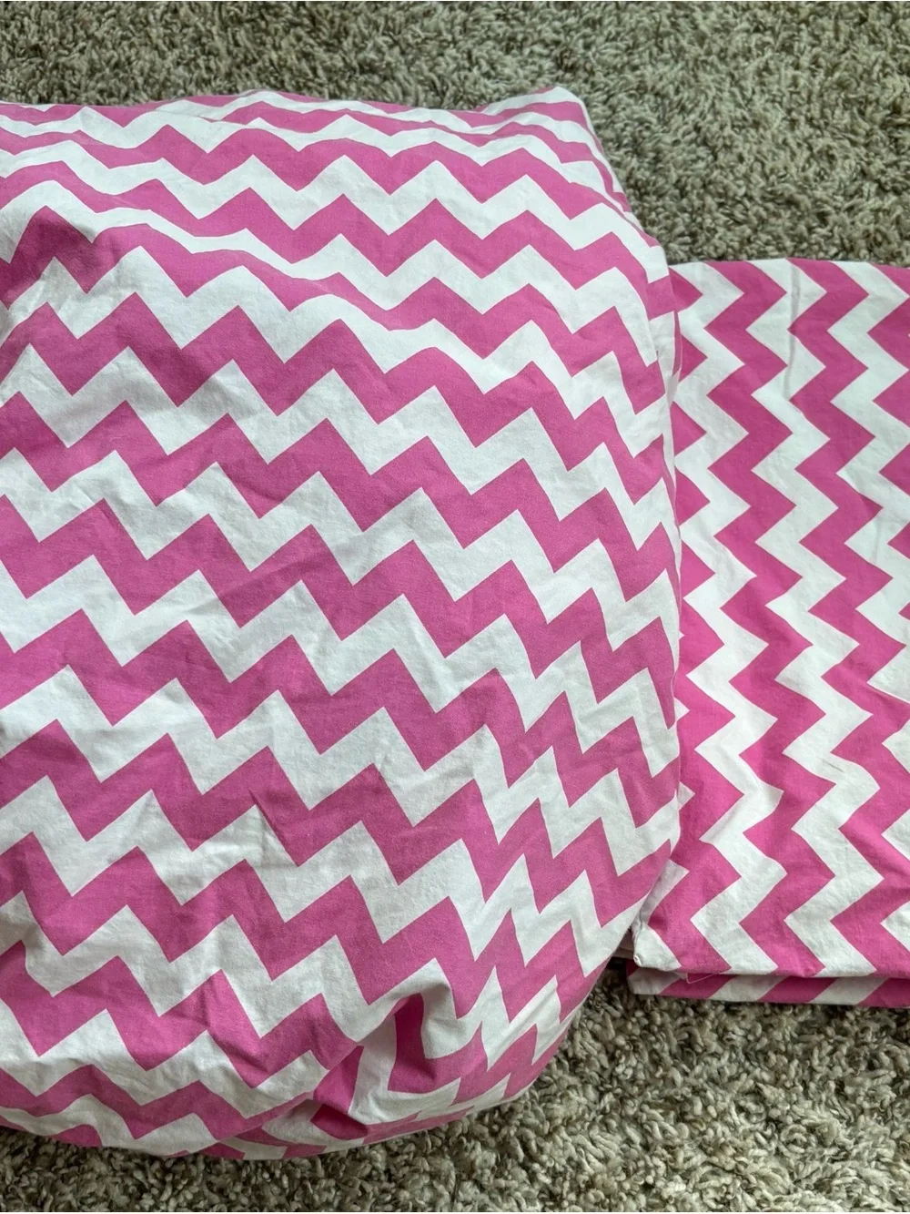 Pottery Barn Kids Pink and White Chevron Cotton Duvet Cover Set twin mint